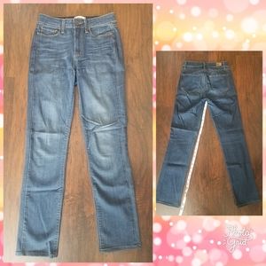 Paige Denim Hoxton Straight Jean Size 25